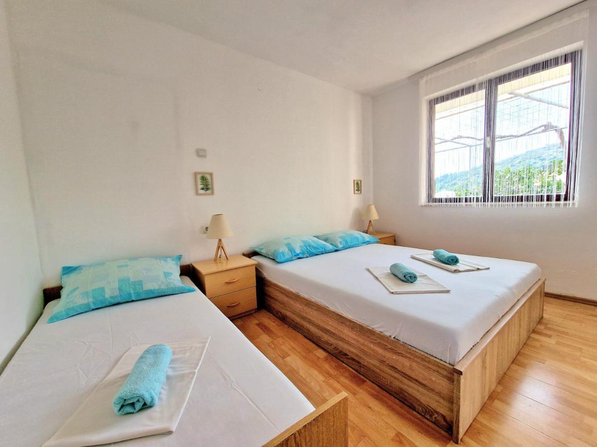 Apartments By The Sea Podaca, Makarska - 6874 Exterior foto